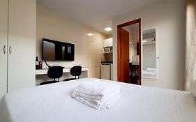 Flat 01